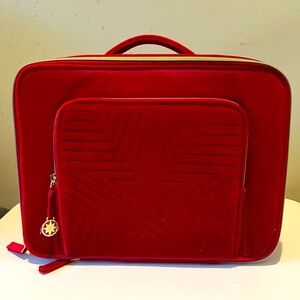Estée Lauder red velvet make up / toiletries bag